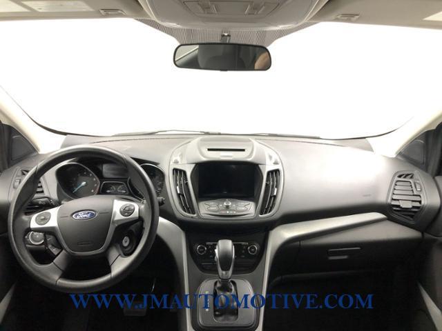2016 Ford Escape 4WD 4dr SE, available for sale in Naugatuck, Connecticut | J&M Automotive Sls&Svc LLC. Naugatuck, Connecticut 2016 Ford Escape 4WD 4dr SE, available for sale in Naugatuck, Connecticut | J&M Automotive Sls&Svc LLC. Naugatuck, Connecticut