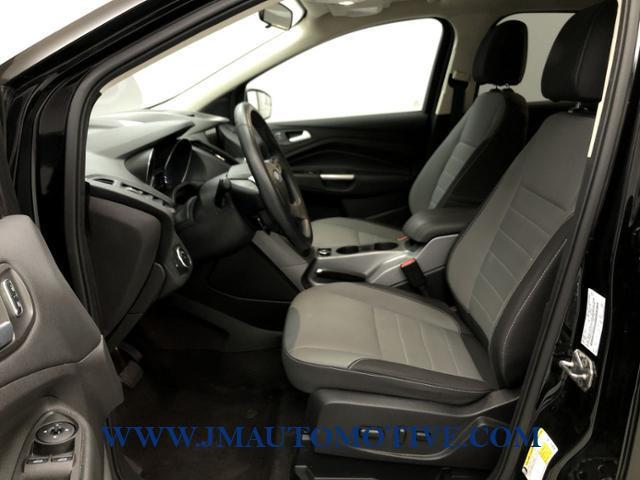 2016 Ford Escape 4WD 4dr SE, available for sale in Naugatuck, Connecticut | J&M Automotive Sls&Svc LLC. Naugatuck, Connecticut 2016 Ford Escape 4WD 4dr SE, available for sale in Naugatuck, Connecticut | J&M Automotive Sls&Svc LLC. Naugatuck, Connecticut