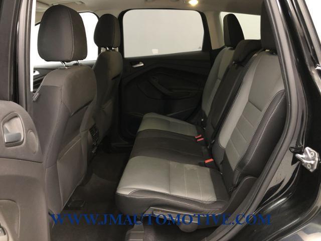 2016 Ford Escape 4WD 4dr SE, available for sale in Naugatuck, Connecticut | J&M Automotive Sls&Svc LLC. Naugatuck, Connecticut 2016 Ford Escape 4WD 4dr SE, available for sale in Naugatuck, Connecticut | J&M Automotive Sls&Svc LLC. Naugatuck, Connecticut