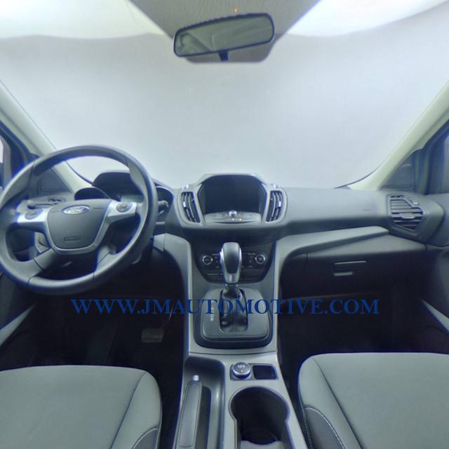2016 Ford Escape 4WD 4dr SE, available for sale in Naugatuck, Connecticut | J&M Automotive Sls&Svc LLC. Naugatuck, Connecticut 2016 Ford Escape 4WD 4dr SE, available for sale in Naugatuck, Connecticut | J&M Automotive Sls&Svc LLC. Naugatuck, Connecticut