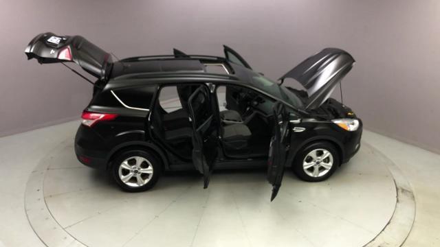 2016 Ford Escape 4WD 4dr SE, available for sale in Naugatuck, Connecticut | J&M Automotive Sls&Svc LLC. Naugatuck, Connecticut 2016 Ford Escape 4WD 4dr SE, available for sale in Naugatuck, Connecticut | J&M Automotive Sls&Svc LLC. Naugatuck, Connecticut