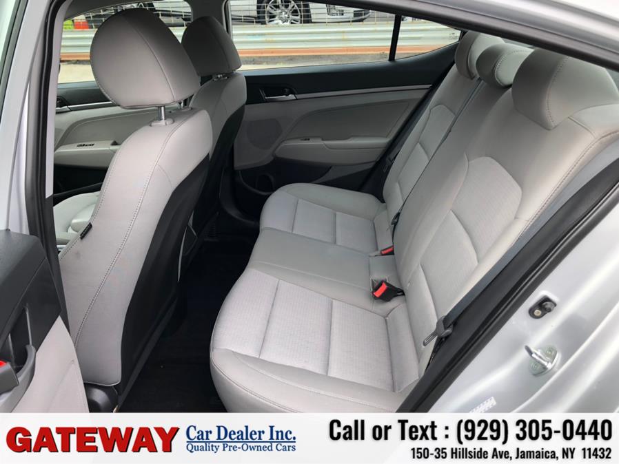Used Hyundai Elantra SE 2.0L Auto (Ulsan) *Ltd Avail* 2017 | Gateway Car Dealer Inc. Jamaica, New York Used Hyundai Elantra SE 2.0L Auto (Ulsan) *Ltd Avail* 2017 | Gateway Car Dealer Inc. Jamaica, New York
