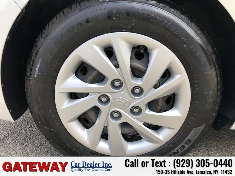 Used Hyundai Elantra SE 2.0L Auto (Ulsan) *Ltd Avail* 2017 | Gateway Car Dealer Inc. Jamaica, New York Used Hyundai Elantra SE 2.0L Auto (Ulsan) *Ltd Avail* 2017 | Gateway Car Dealer Inc. Jamaica, New York