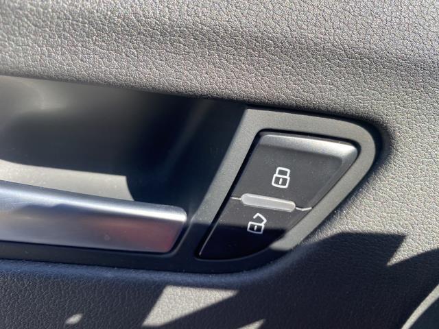Used Audi A4 4dr Sdn Auto quattro 2.0T Premium Plus 2013 | Sunrise Auto Outlet. Amityville, New York Used Audi A4 4dr Sdn Auto quattro 2.0T Premium Plus 2013 | Sunrise Auto Outlet. Amityville, New York