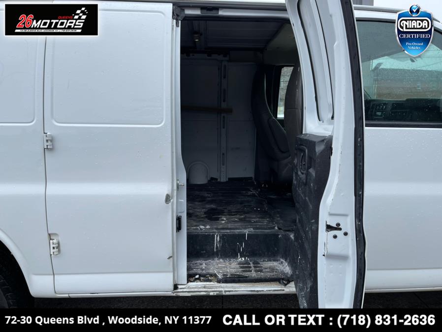 Used Chevrolet Express Cargo Van RWD 2500 135" 2017 | 26 Motors Queens. Woodside, New York Used Chevrolet Express Cargo Van RWD 2500 135" 2017 | 26 Motors Queens. Woodside, New York