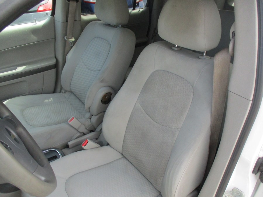 Used Chevrolet HHR 4dr 2WD LT 2006 | Cos Central Auto. Meriden, Connecticut Used Chevrolet HHR 4dr 2WD LT 2006 | Cos Central Auto. Meriden, Connecticut
