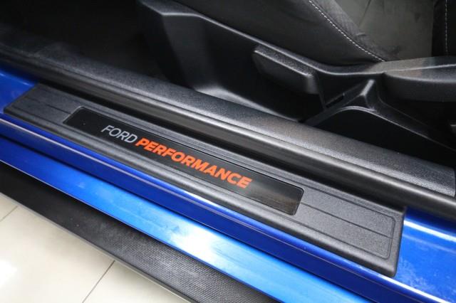 2017 Ford Mustang Shelby GT350R w/ Navi & rearCam, available for sale in Maple Shade, New Jersey | Car Revolution. Maple Shade, New Jersey 2017 Ford Mustang Shelby GT350R w/ Navi & rearCam, available for sale in Maple Shade, New Jersey | Car Revolution. Maple Shade, New Jersey