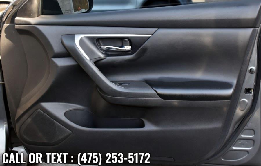 Used Nissan Altima SV 2016 | Highline Car Connection. Waterbury, Connecticut Used Nissan Altima SV 2016 | Highline Car Connection. Waterbury, Connecticut