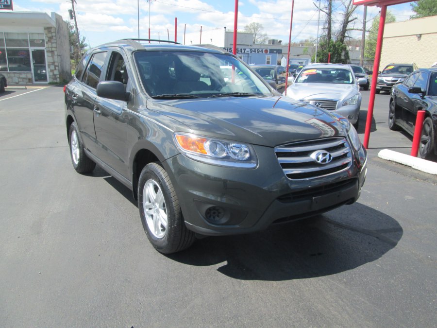 2012 Hyundai Santa Fe FWD 4dr I4 GLS, available for sale in Levittown, Pennsylvania | Levittown Auto. Levittown, Pennsylvania 2012 Hyundai Santa Fe FWD 4dr I4 GLS, available for sale in Levittown, Pennsylvania | Levittown Auto. Levittown, Pennsylvania