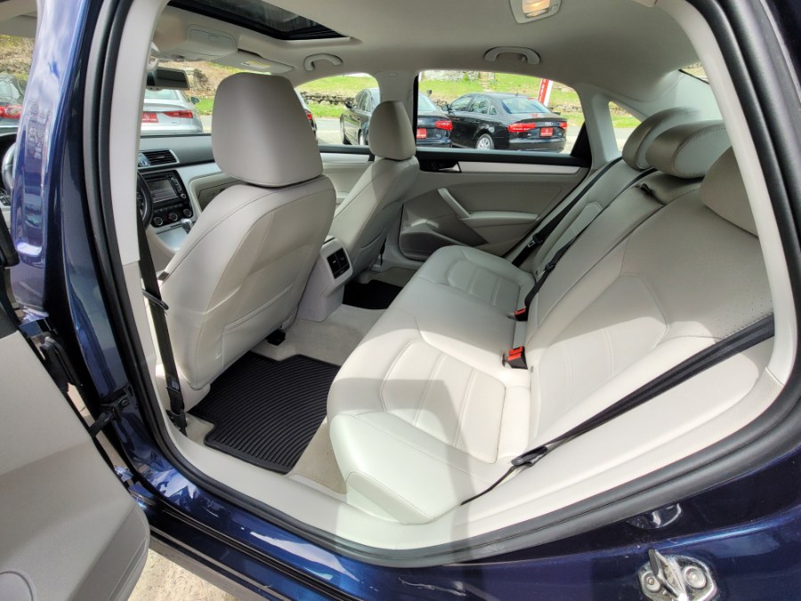 Used Volkswagen Passat 4dr Sdn 2.0L DSG TDI SE w/Sunroof & Nav 2013 | House of Cars. Watertown, Connecticut Used Volkswagen Passat 4dr Sdn 2.0L DSG TDI SE w/Sunroof & Nav 2013 | House of Cars. Watertown, Connecticut