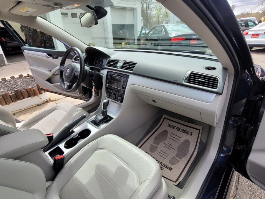 Used Volkswagen Passat 4dr Sdn 2.0L DSG TDI SE w/Sunroof & Nav 2013 | House of Cars. Watertown, Connecticut Used Volkswagen Passat 4dr Sdn 2.0L DSG TDI SE w/Sunroof & Nav 2013 | House of Cars. Watertown, Connecticut