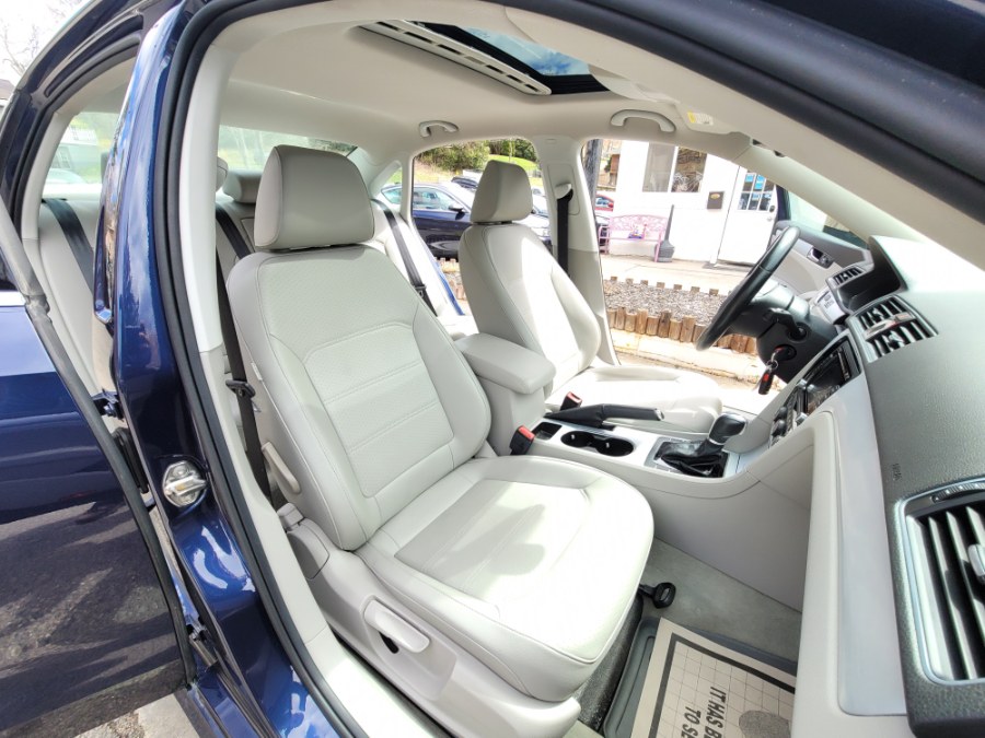 Used Volkswagen Passat 4dr Sdn 2.0L DSG TDI SE w/Sunroof & Nav 2013 | House of Cars. Watertown, Connecticut Used Volkswagen Passat 4dr Sdn 2.0L DSG TDI SE w/Sunroof & Nav 2013 | House of Cars. Watertown, Connecticut