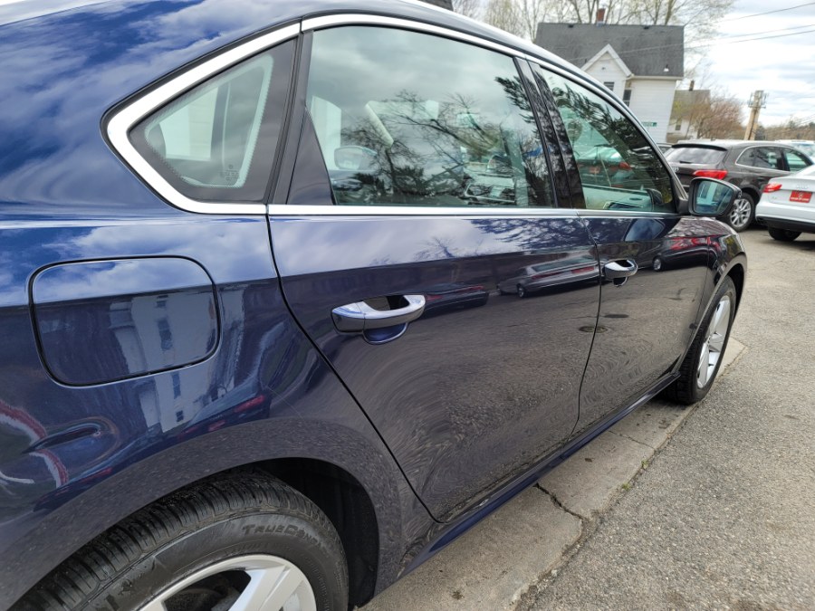 Used Volkswagen Passat 4dr Sdn 2.0L DSG TDI SE w/Sunroof & Nav 2013 | House of Cars. Watertown, Connecticut Used Volkswagen Passat 4dr Sdn 2.0L DSG TDI SE w/Sunroof & Nav 2013 | House of Cars. Watertown, Connecticut