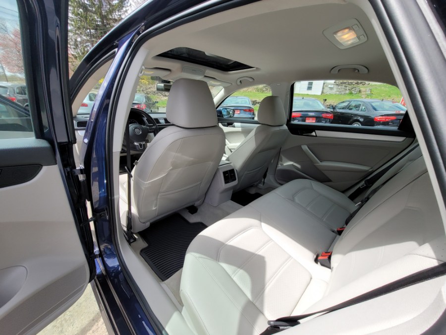 Used Volkswagen Passat 4dr Sdn 2.0L DSG TDI SE w/Sunroof & Nav 2013 | House of Cars. Watertown, Connecticut Used Volkswagen Passat 4dr Sdn 2.0L DSG TDI SE w/Sunroof & Nav 2013 | House of Cars. Watertown, Connecticut