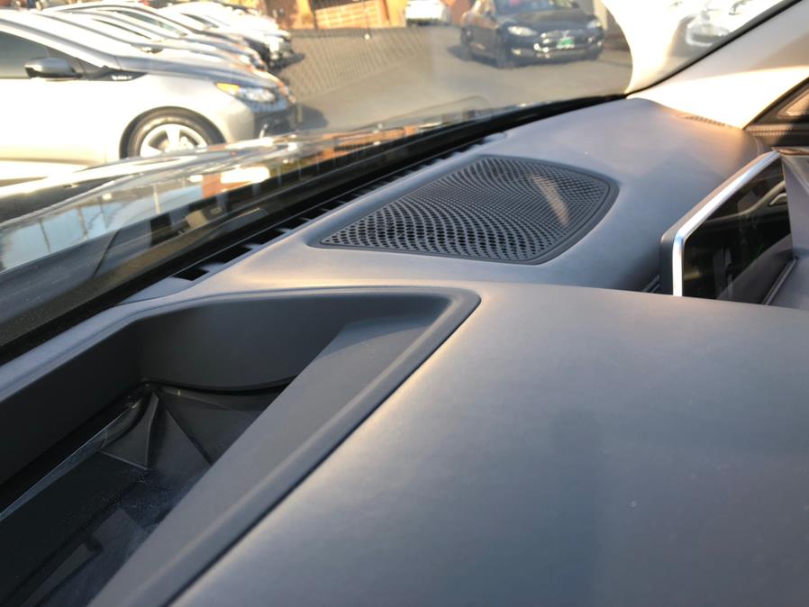 Used BMW 740e xDrive iPerformance Plug-In Hybrid 2017 | Green Light Auto Wholesale. Daly City, California Used BMW 740e xDrive iPerformance Plug-In Hybrid 2017 | Green Light Auto Wholesale. Daly City, California
