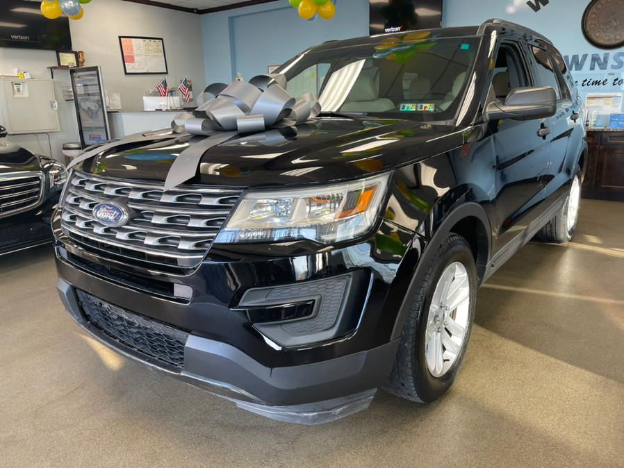 Used Ford Explorer FWD 4dr Base 2016 | 5 Towns Drive. Inwood, New York Used Ford Explorer FWD 4dr Base 2016 | 5 Towns Drive. Inwood, New York