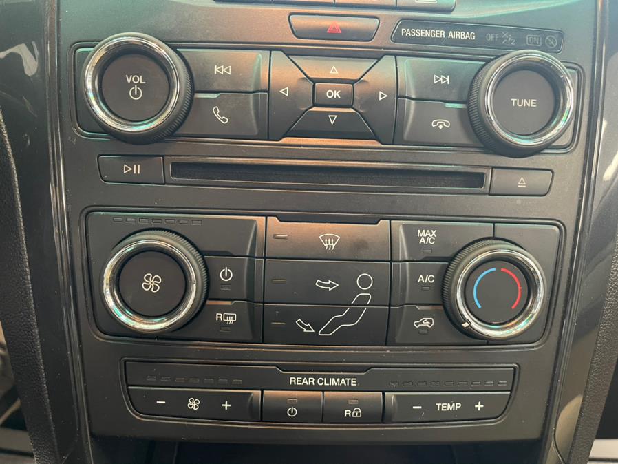 Used Ford Explorer FWD 4dr Base 2016 | 5 Towns Drive. Inwood, New York Used Ford Explorer FWD 4dr Base 2016 | 5 Towns Drive. Inwood, New York