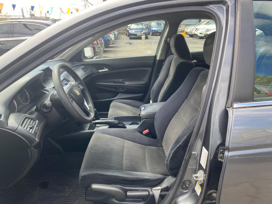 Used Honda Accord Sdn 4dr I4 Auto LX 2010 | VEB Auto Sales. Hartford, Connecticut Used Honda Accord Sdn 4dr I4 Auto LX 2010 | VEB Auto Sales. Hartford, Connecticut