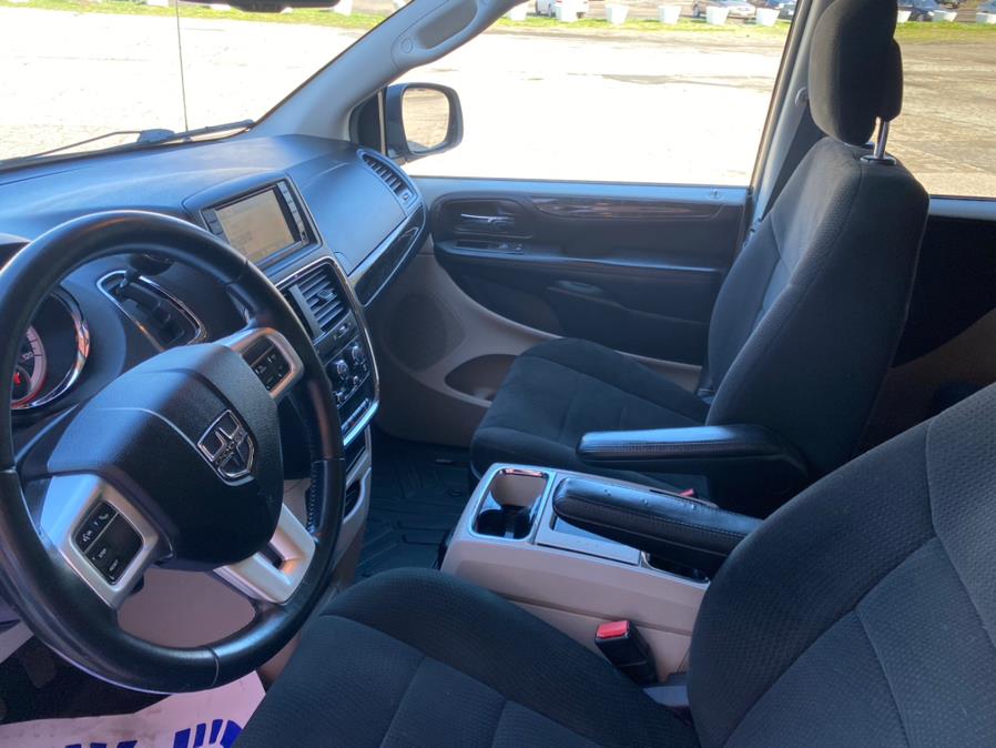 Used Dodge Grand Caravan 4dr Wgn SXT 2012 | CT Auto. Bridgeport, Connecticut Used Dodge Grand Caravan 4dr Wgn SXT 2012 | CT Auto. Bridgeport, Connecticut