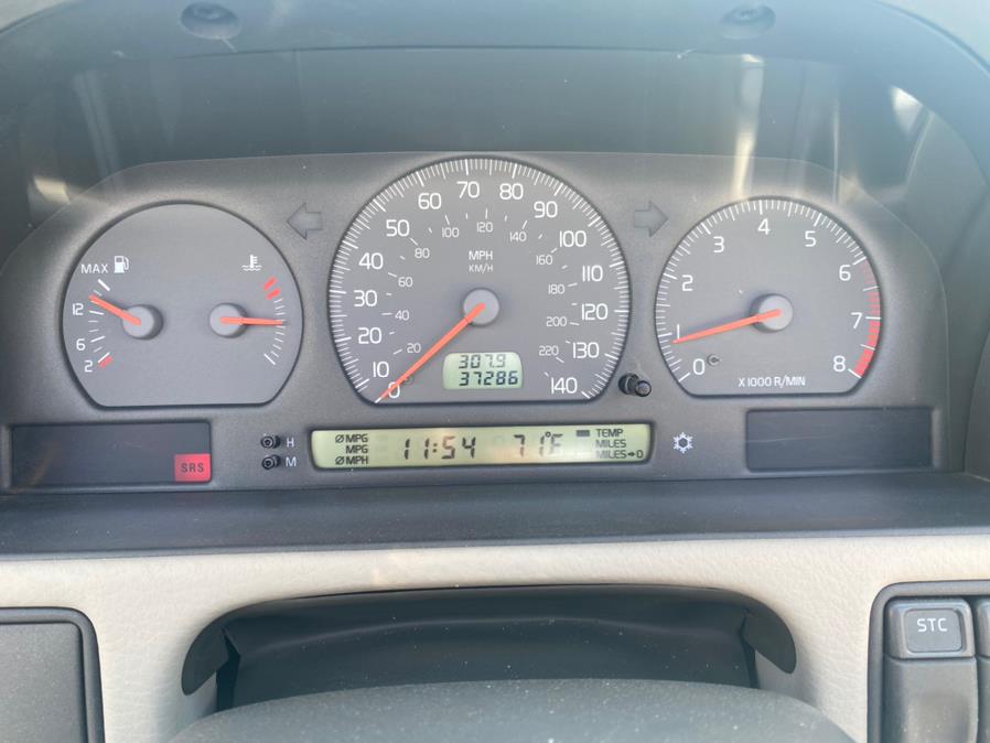 Used Volvo C70 HT A CV 2dr Conv Auto 2002 | CT Auto. Bridgeport, Connecticut Used Volvo C70 HT A CV 2dr Conv Auto 2002 | CT Auto. Bridgeport, Connecticut