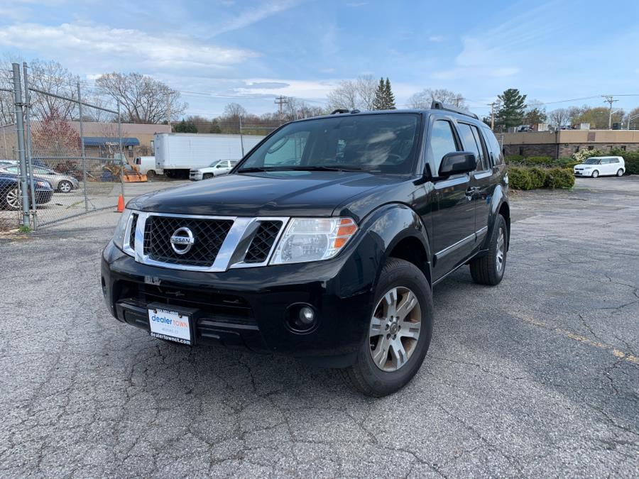 2012 Nissan Pathfinder 4WD 4dr V6 Silver Edition, available for sale in Milford, Connecticut | Dealertown Auto Wholesalers. Milford, Connecticut 2012 Nissan Pathfinder 4WD 4dr V6 Silver Edition, available for sale in Milford, Connecticut | Dealertown Auto Wholesalers. Milford, Connecticut