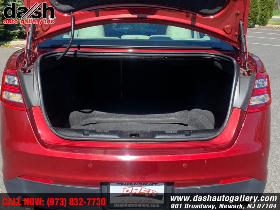 Used Ford Taurus 4dr Sdn Limited FWD 2015 | Dash Auto Gallery Inc.. Newark, New Jersey Used Ford Taurus 4dr Sdn Limited FWD 2015 | Dash Auto Gallery Inc.. Newark, New Jersey