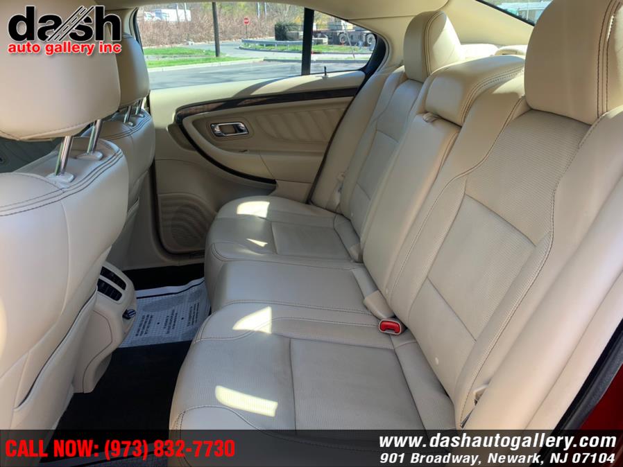 Used Ford Taurus 4dr Sdn Limited FWD 2015 | Dash Auto Gallery Inc.. Newark, New Jersey Used Ford Taurus 4dr Sdn Limited FWD 2015 | Dash Auto Gallery Inc.. Newark, New Jersey