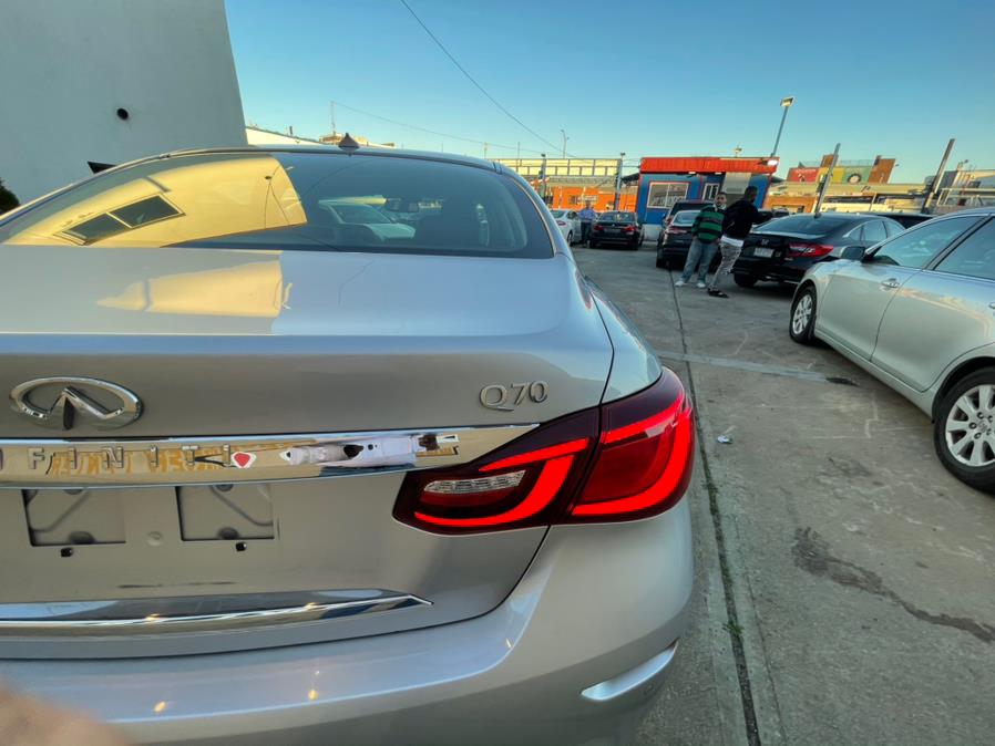Used INFINITI Q70 3.7 LUXE AWD 2019 | Brooklyn Auto Mall LLC. Brooklyn, New York Used INFINITI Q70 3.7 LUXE AWD 2019 | Brooklyn Auto Mall LLC. Brooklyn, New York