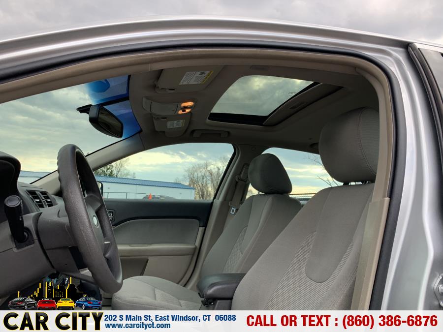 2012 Ford Fusion 4dr Sdn SE FWD, available for sale in East Windsor, Connecticut | Car City LLC. East Windsor, Connecticut 2012 Ford Fusion 4dr Sdn SE FWD, available for sale in East Windsor, Connecticut | Car City LLC. East Windsor, Connecticut