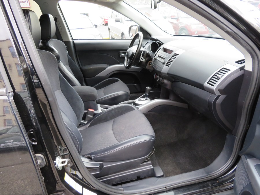 Used Mitsubishi Outlander 4WD 4dr SE 2011 | Auto Match LLC. Waterbury, Connecticut Used Mitsubishi Outlander 4WD 4dr SE 2011 | Auto Match LLC. Waterbury, Connecticut