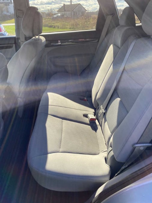 Used Kia Sorento AWD 4dr I4 LX 2011 | Maine Central Motors. Pittsfield, Maine Used Kia Sorento AWD 4dr I4 LX 2011 | Maine Central Motors. Pittsfield, Maine