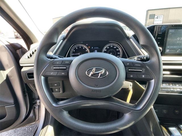 Used Hyundai Sonata SE 2020 | Prestige Auto Cars LLC. New Britain, Connecticut Used Hyundai Sonata SE 2020 | Prestige Auto Cars LLC. New Britain, Connecticut