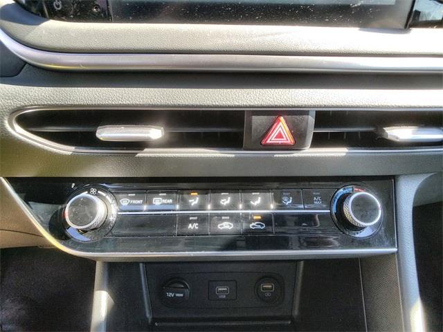 Used Hyundai Sonata SE 2020 | Prestige Auto Cars LLC. New Britain, Connecticut Used Hyundai Sonata SE 2020 | Prestige Auto Cars LLC. New Britain, Connecticut