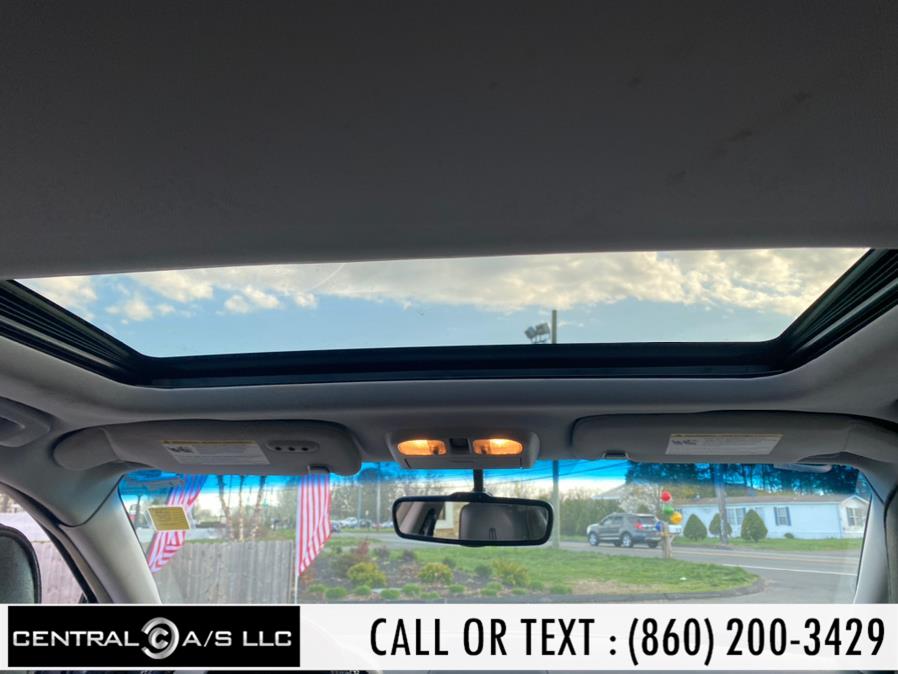 2010 Lincoln MKZ 4dr Sdn AWD, available for sale in East Windsor, Connecticut | Central A/S LLC. East Windsor, Connecticut 2010 Lincoln MKZ 4dr Sdn AWD, available for sale in East Windsor, Connecticut | Central A/S LLC. East Windsor, Connecticut