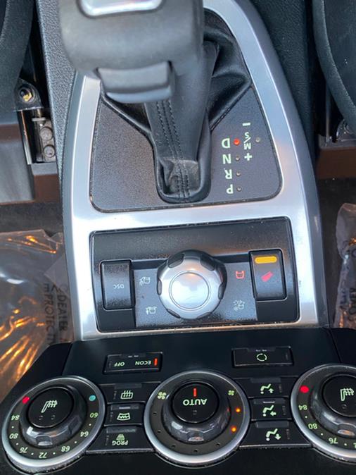 Used Land Rover LR2 AWD 4dr HSE 2009 | Lava Motors 2 Inc. Canton, Connecticut Used Land Rover LR2 AWD 4dr HSE 2009 | Lava Motors 2 Inc. Canton, Connecticut