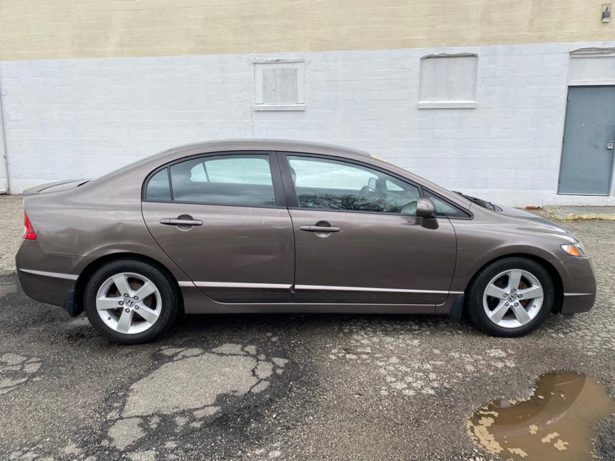 Used Honda Civic Sdn 4dr Auto LX-S 2011 | CT Auto. Bridgeport, Connecticut Used Honda Civic Sdn 4dr Auto LX-S 2011 | CT Auto. Bridgeport, Connecticut