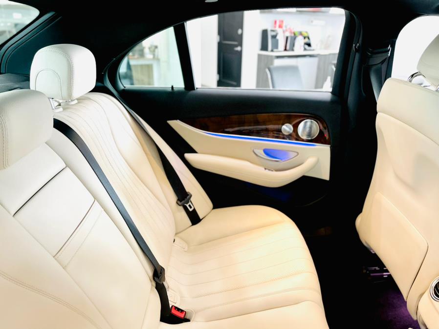 Used Mercedes-Benz E-Class E 300 4MATIC Sedan 2018 | Luxury Motor Club. Franklin Square, New York Used Mercedes-Benz E-Class E 300 4MATIC Sedan 2018 | Luxury Motor Club. Franklin Square, New York