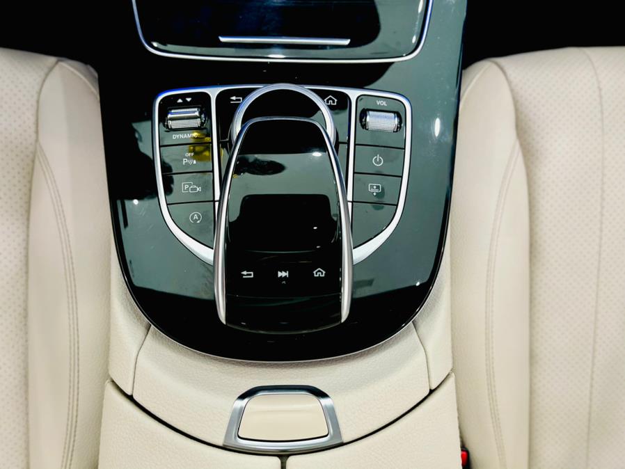 Used Mercedes-Benz E-Class E 300 4MATIC Sedan 2018 | Luxury Motor Club. Franklin Square, New York Used Mercedes-Benz E-Class E 300 4MATIC Sedan 2018 | Luxury Motor Club. Franklin Square, New York