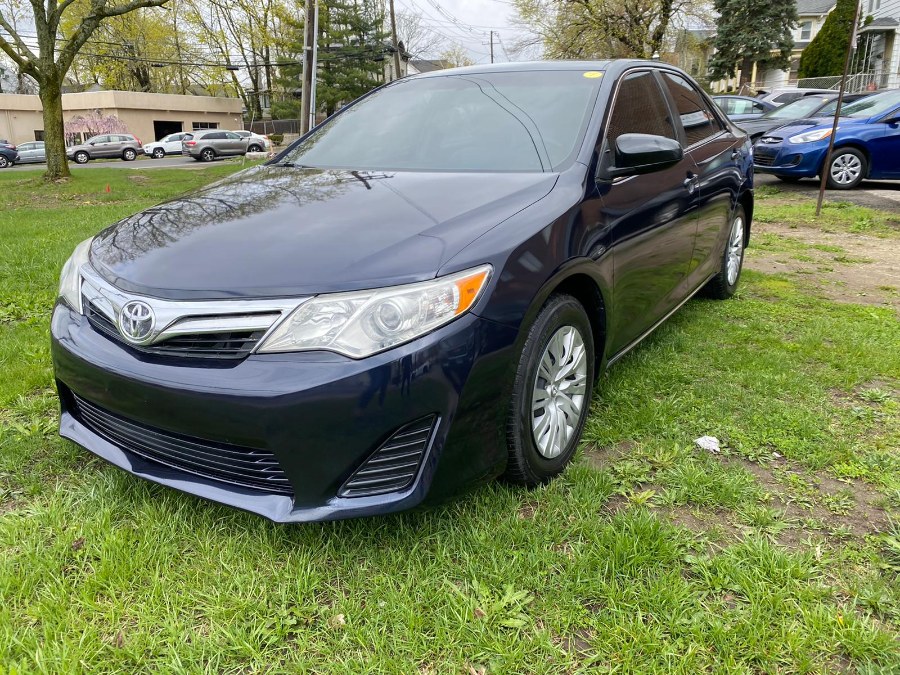 2014 Toyota Camry 4dr Sdn I4 Auto LE (Natl) *Ltd Avail*, available for sale in Danbury, Connecticut | Safe Used Auto Sales LLC. Danbury, Connecticut