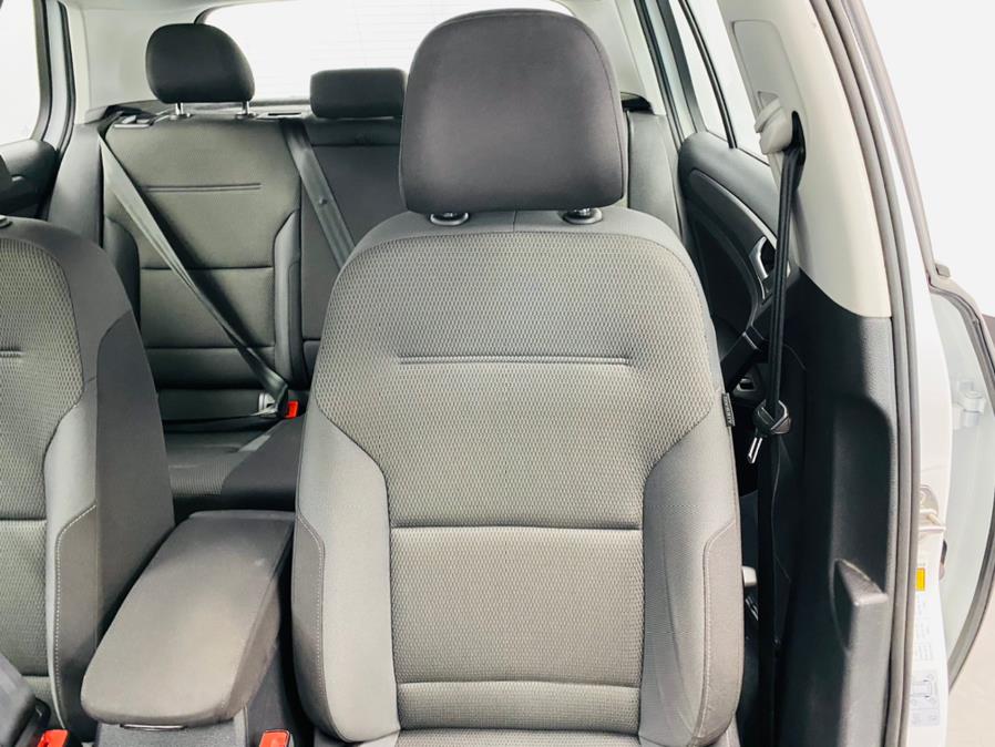 2018 Volkswagen e-Golf 4-Door SE, available for sale in Linden, New Jersey | East Coast Auto Group. Linden, New Jersey 2018 Volkswagen e-Golf 4-Door SE, available for sale in Linden, New Jersey | East Coast Auto Group. Linden, New Jersey