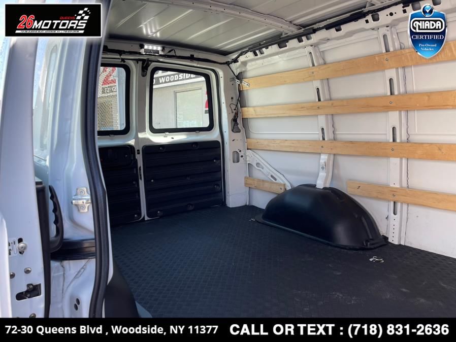 Used GMC Savana Cargo Van RWD 2500 135" 2019 | 26 Motors Queens. Woodside, New York Used GMC Savana Cargo Van RWD 2500 135" 2019 | 26 Motors Queens. Woodside, New York