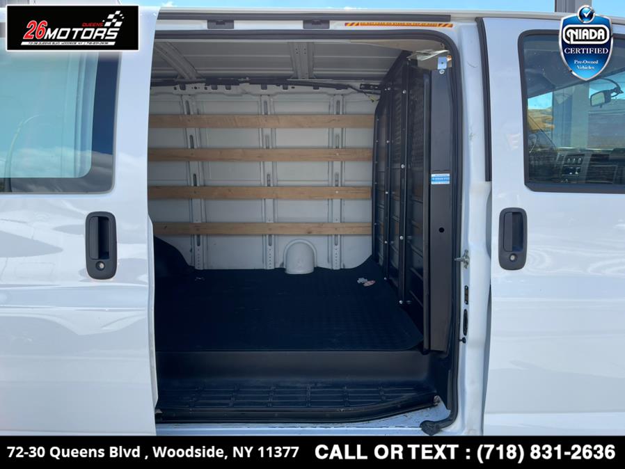 Used GMC Savana Cargo Van RWD 2500 135" 2019 | 26 Motors Queens. Woodside, New York Used GMC Savana Cargo Van RWD 2500 135" 2019 | 26 Motors Queens. Woodside, New York