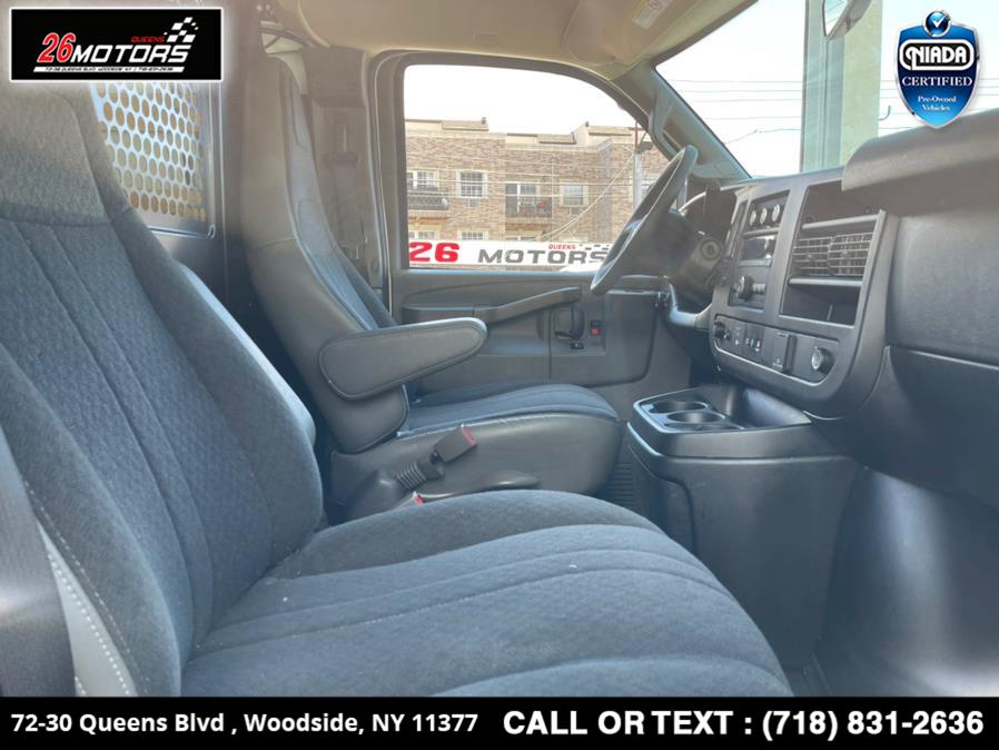 Used GMC Savana Cargo Van RWD 2500 135" 2019 | 26 Motors Queens. Woodside, New York Used GMC Savana Cargo Van RWD 2500 135" 2019 | 26 Motors Queens. Woodside, New York