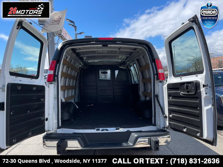 Used GMC Savana Cargo Van RWD 2500 135" 2019 | 26 Motors Queens. Woodside, New York Used GMC Savana Cargo Van RWD 2500 135" 2019 | 26 Motors Queens. Woodside, New York