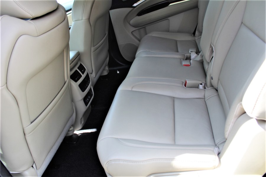 2017 Acura MDX SH-AWD w/Technology Pkg, available for sale in Great Neck, New York | Great Neck Car Buyers & Sellers. Great Neck, New York 2017 Acura MDX SH-AWD w/Technology Pkg, available for sale in Great Neck, New York | Great Neck Car Buyers & Sellers. Great Neck, New York