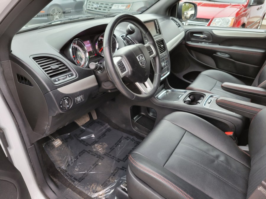 2019 Dodge Grand Caravan GT Wagon, available for sale in East Windsor, Connecticut | Toro Auto. East Windsor, Connecticut 2019 Dodge Grand Caravan GT Wagon, available for sale in East Windsor, Connecticut | Toro Auto. East Windsor, Connecticut