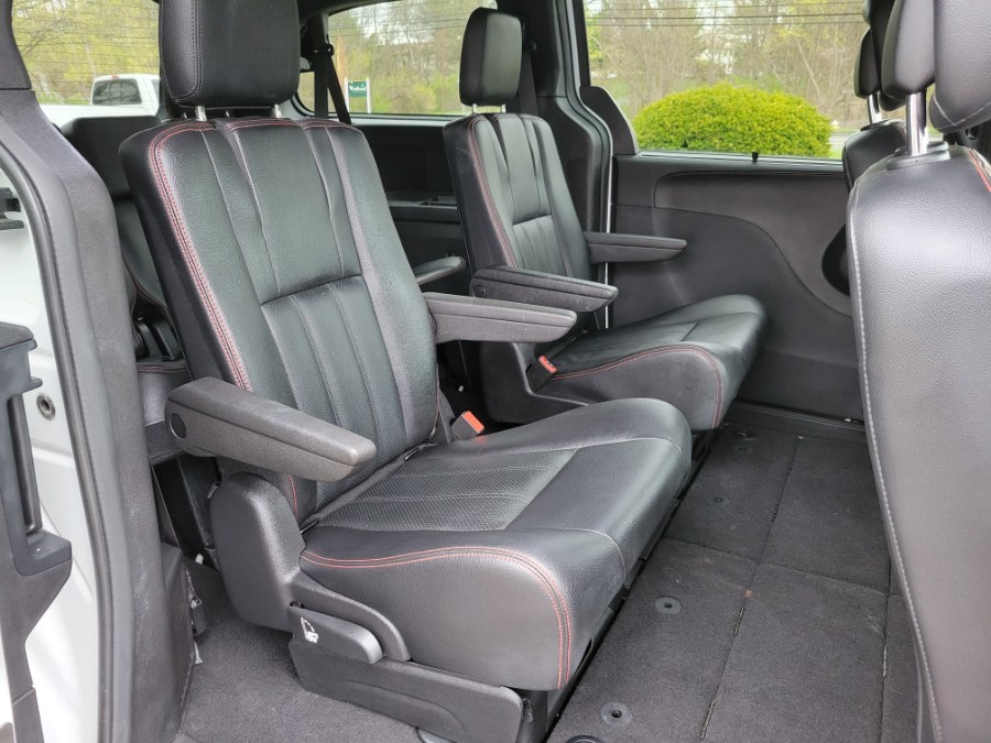 2019 Dodge Grand Caravan GT Wagon, available for sale in East Windsor, Connecticut | Toro Auto. East Windsor, Connecticut 2019 Dodge Grand Caravan GT Wagon, available for sale in East Windsor, Connecticut | Toro Auto. East Windsor, Connecticut