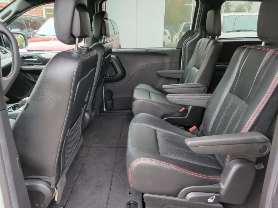 2019 Dodge Grand Caravan GT Wagon, available for sale in East Windsor, Connecticut | Toro Auto. East Windsor, Connecticut 2019 Dodge Grand Caravan GT Wagon, available for sale in East Windsor, Connecticut | Toro Auto. East Windsor, Connecticut