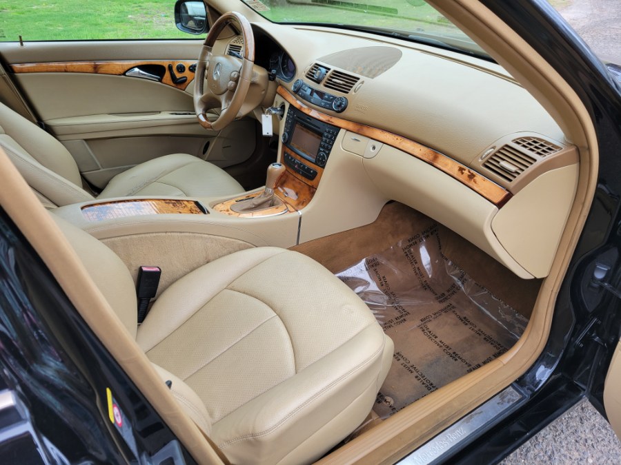 Used Mercedes-Benz E-Class 4dr Sdn Luxury 3.5L 4MATIC 2009 | Toro Auto. East Windsor, Connecticut Used Mercedes-Benz E-Class 4dr Sdn Luxury 3.5L 4MATIC 2009 | Toro Auto. East Windsor, Connecticut