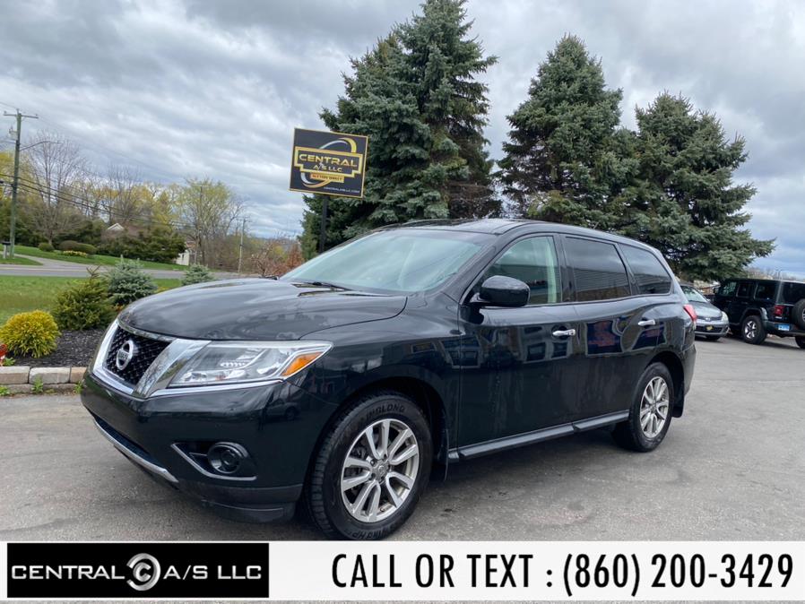 2015 Nissan Pathfinder 4WD 4dr S, available for sale in East Windsor, Connecticut | Central A/S LLC. East Windsor, Connecticut